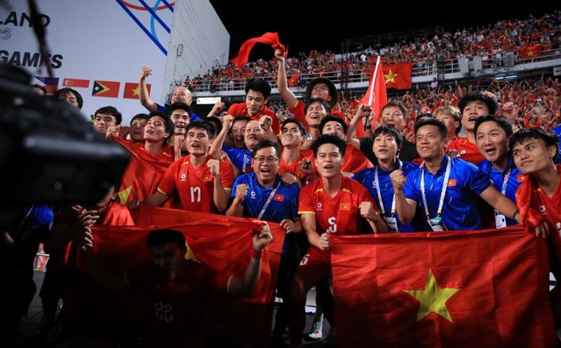 u22-viet-nam-nguoc-dong-lich-su-ca-nuoc-vo-oa-cam