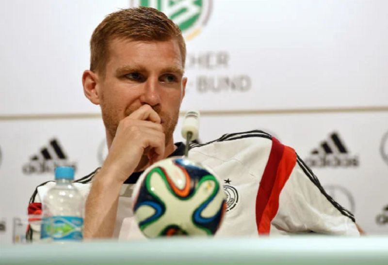 arsenal-xac-nhan-chia-tay-per-mertesacker-sau-gan-mot-thap-ky-gan