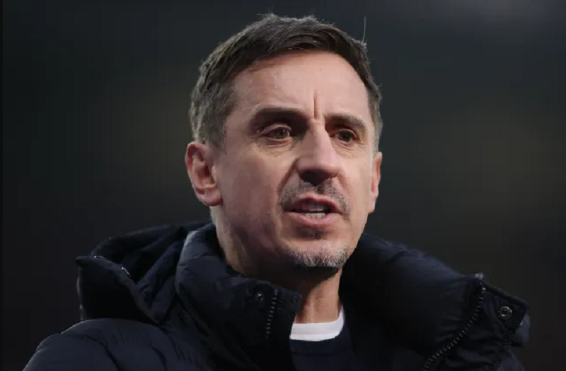 neville-khuyen-chelsea-nang-cap